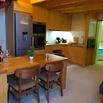Evans House Ii * חאניה